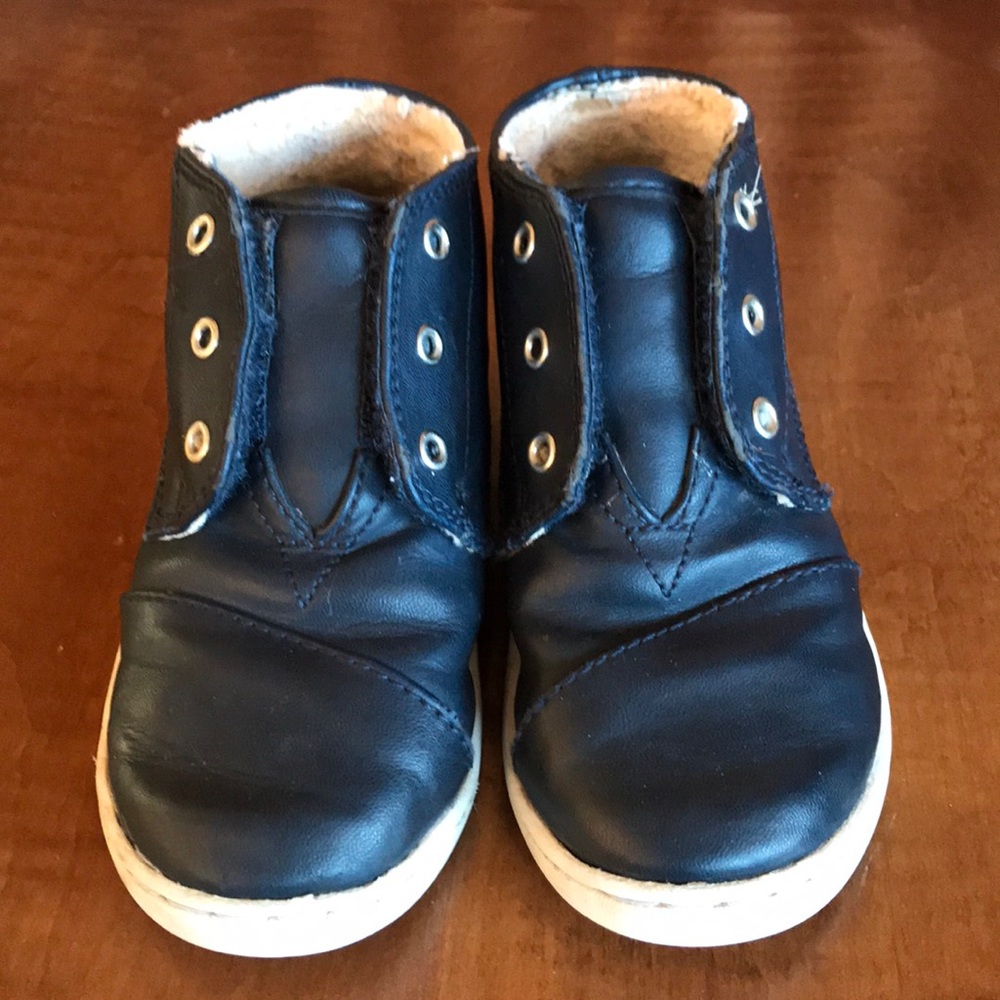 Toms Leather Boys Fleece Lined Toddler Size 10